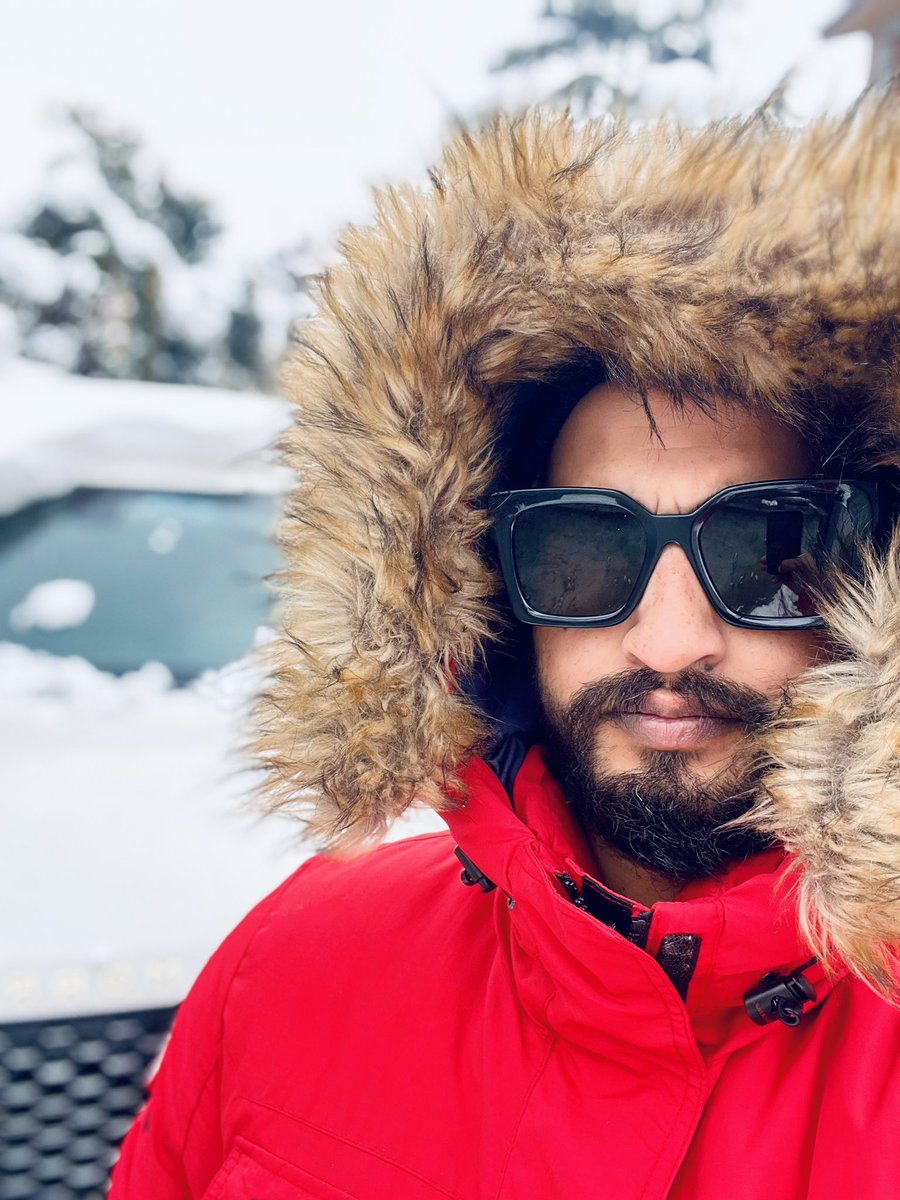 AMWTWEET's tweet image. SHEEN ❄️ ❄️ ❄️ 🌧️ 

#kashmirdairies #kashmirsnowfall⛄️☃️ #kashmirlife #SnowinKashmir