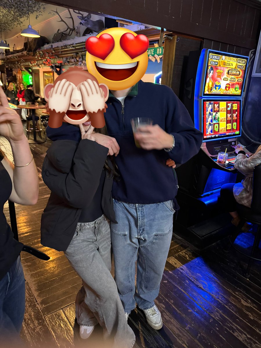 <a href="/RachelAnnElrod/">Rachel Ann</a> WTFFFFFFF  The bar is the time to be alive!