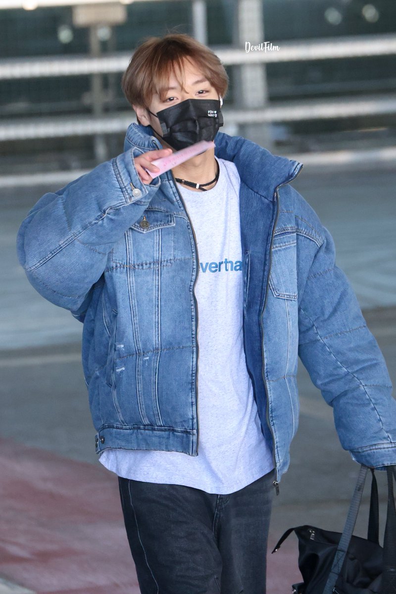 น่ารักค้าบลูก Welcome to Thailand ค้าบ🇹🇭✨ ยินดีต้อนรับกลับสู่อ้อมอกแทกุกเมย์นะค้าบบ ขอให้ได้กินกุ้งอร่อยๆ ได้เจอมุเด้งนะค้าบ😆