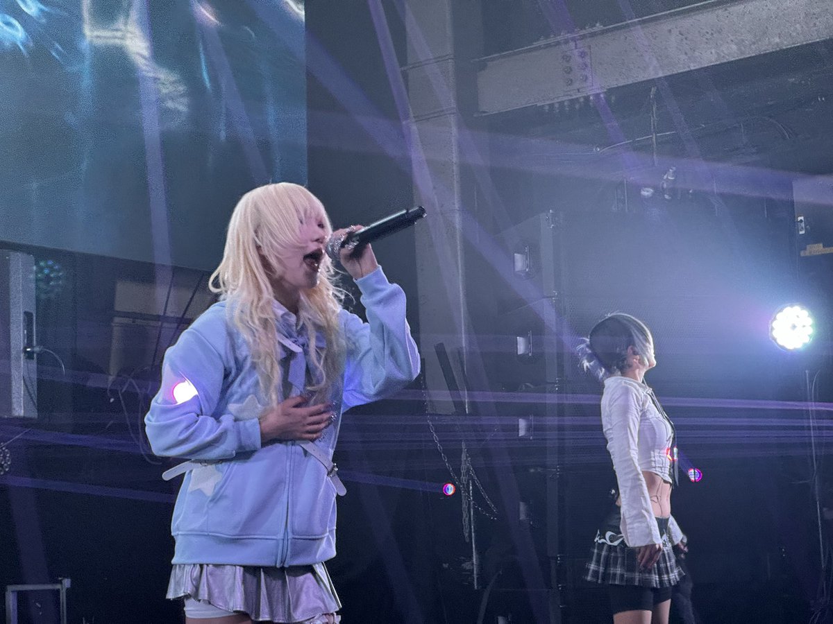 kurase's tweet image. 今年のライブ納め、東京電脳でした
暴カワでは見られなかった３人のダンス良かった
#NEOKYO