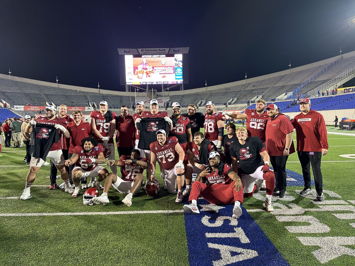 So damn proud of these boys. Brooks was on scout team 8 weeks ago!! 

Kobe Branham doesn’t even know where to park his scooter on campus yet. 

Boys love Arkansas and represented the HOGS well tonight.