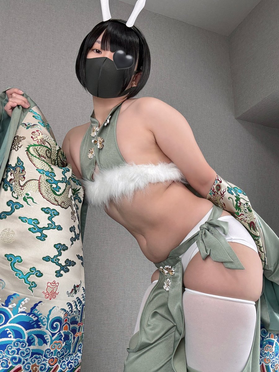 家に突然きたむっちんむっちん龍神様🐉 https://t.co/T90AeVVgOj