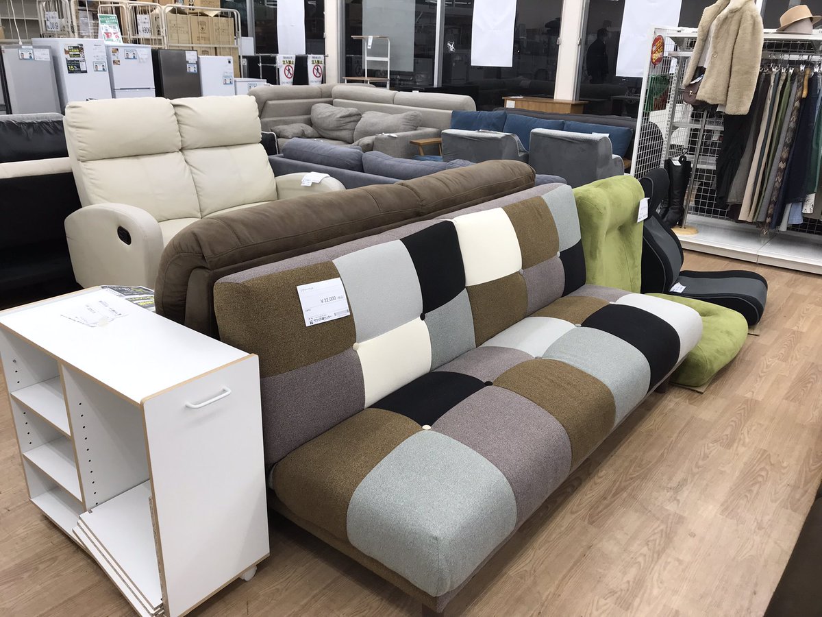 リユースのサカイ春日部店です🐼 可愛いソファー🛋 高年式の家電