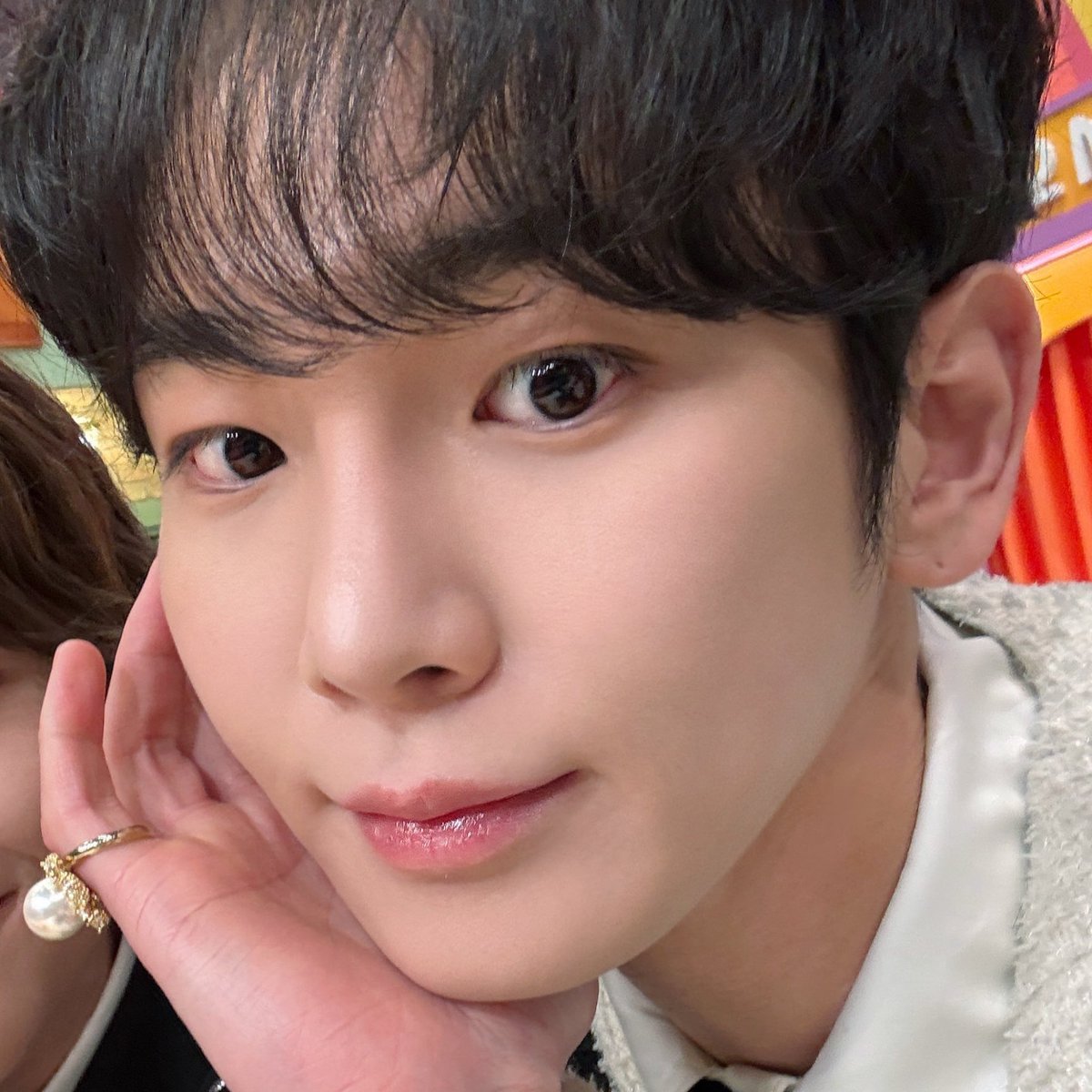 LQ_key's tweet photo. 얼굴
#키 #KEY https://t.co/UTfCVALc6G