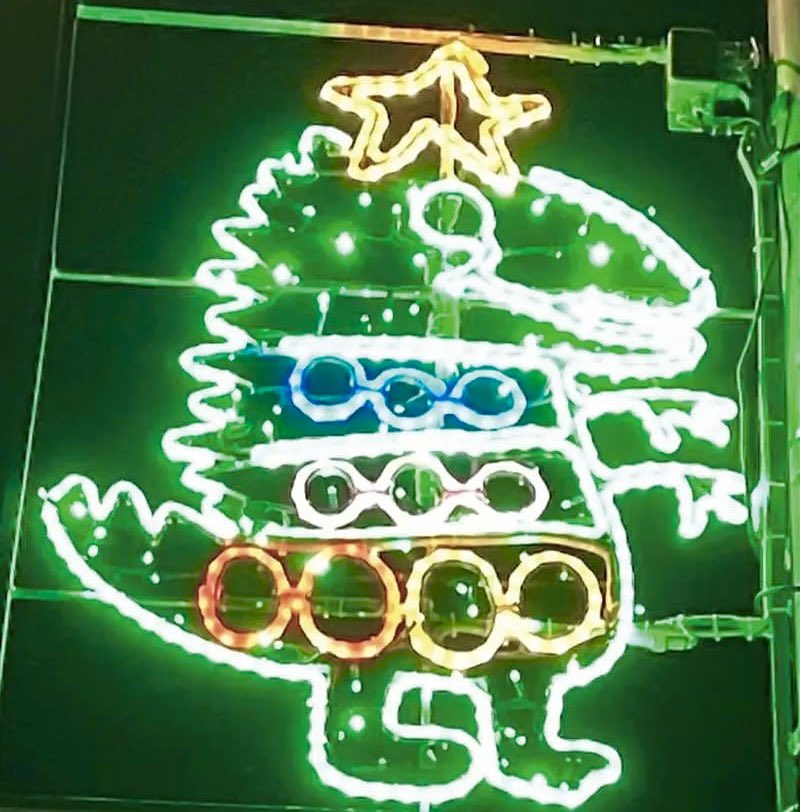 This has made me smile so much my face is aching:

the Christmas lights in the Scottish town of Newburgh are designed by its children-there’s a competition to design a new one each year. They’re made by the same co. that makes the lights for Blackpool, the Shard &amp; Champs-Élysées: