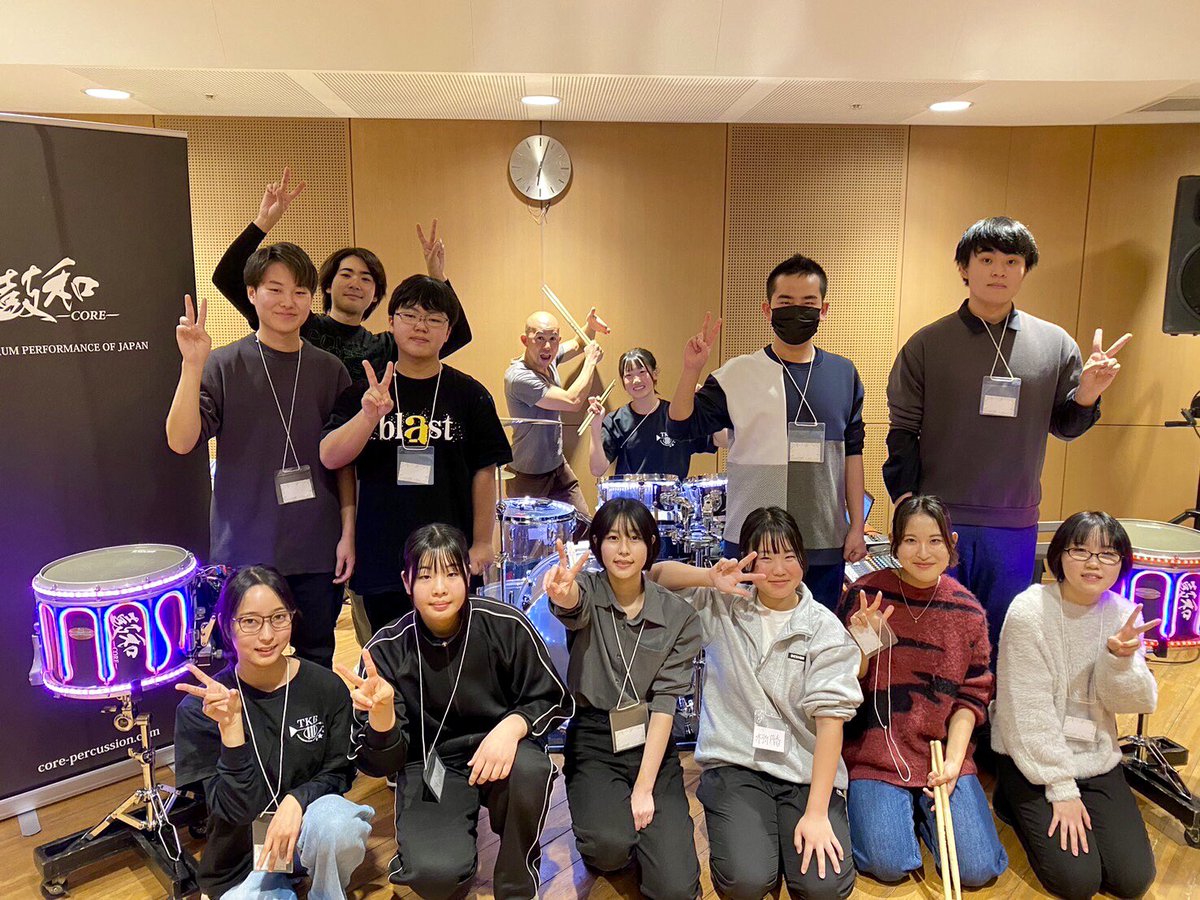 corepercussion's tweet photo. 昨日開催したワークショップが無事に終了致しました！
今回、ワークショップの最後では、日頃鼓和が演奏している楽曲を使用し、参加者の皆さんにもパフォーマンスを体験して頂きました！今回都合が合わなかった方も是非また次の機会にご参加ください！ご参加頂いた皆様、ありがとうございました‼️ https://t.co/8hV9SpE9Ic