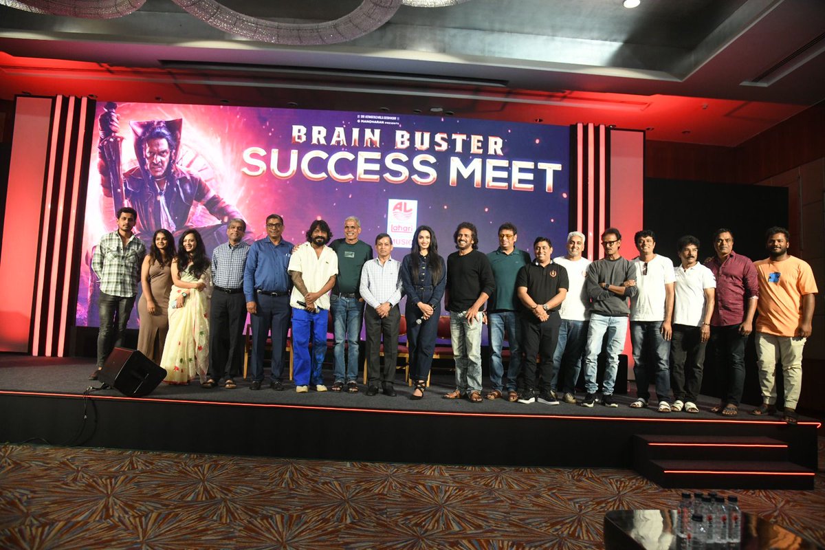 RamCharanCult27's tweet image. Well deserved success meet

#FocusedBlockbusterUI 

@nimmaupendra @Laharifilm @enterrtainers @Reeshmananaiah @AJANEESHB @LahariMusic #GeethaFilmDistributors @APIfilms @ConfidentGroup1 @homescreenent @KvnProductions @ZeeStudios_