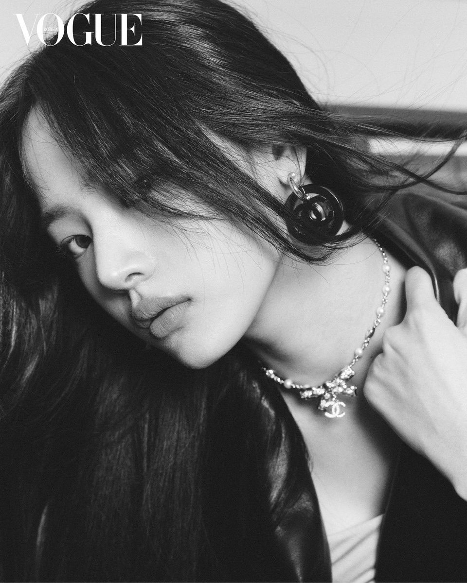 밍릿
알오물..

얘가 연상
                                                       얘가 연하

얘네 결혼한 지 얼마 안된 신혼부부인데
연하가 죽어도 연상이랑은 안 해