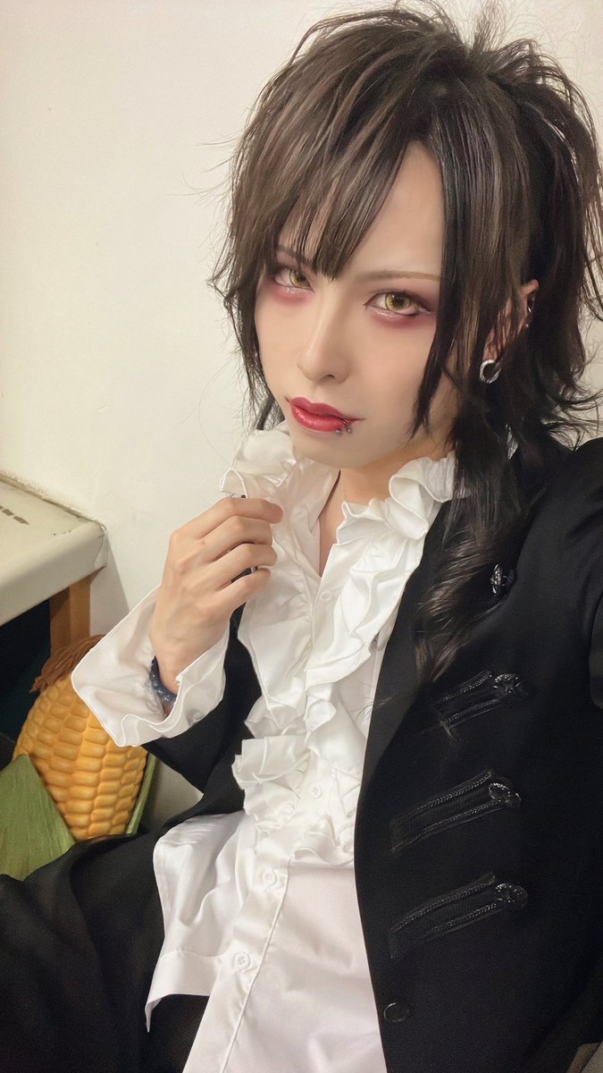 Super_Rea_xxX's tweet photo. HOLIDAY NEXT NAGOYA
NETH PRIERE CAINサポート
ありがとうございました

12月に急遽始まったサポートで
あっという間に今年も終わりになるけど
沢山ステージに立つ機会を頂けた
NETH PRIERE CAINに感謝の年末でした

来年もよろしくお願いします
良いお年を！ https://t.co/iMtdvlUluf