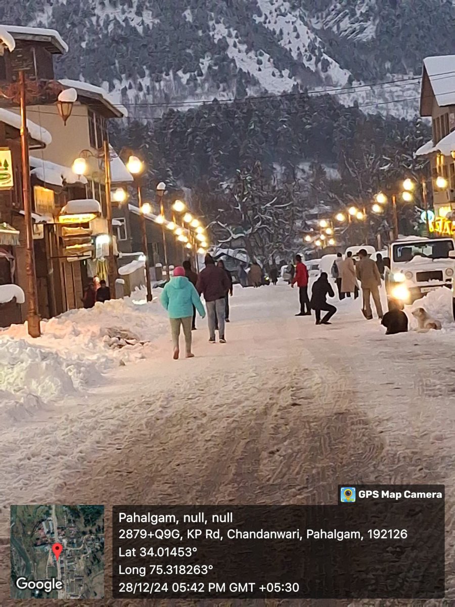 cekpdcl's tweet photo. After hectic efforts by the dedicated staff of *#KPDCL , the power supply fully restored in #Snowclad* tourist destination # *Pahalgam* . *..Hats off to #STD BIjbehara / #ESD Ashmuqam*
@OfficeOfLGJandK @OmarAbdullah @nasirsogami @kpdclofficial @diprjk @ErAaquibSWDeva @sekpdclbij @SKpdcl @ed_xen @GreaterKashmir @RisingKashmir