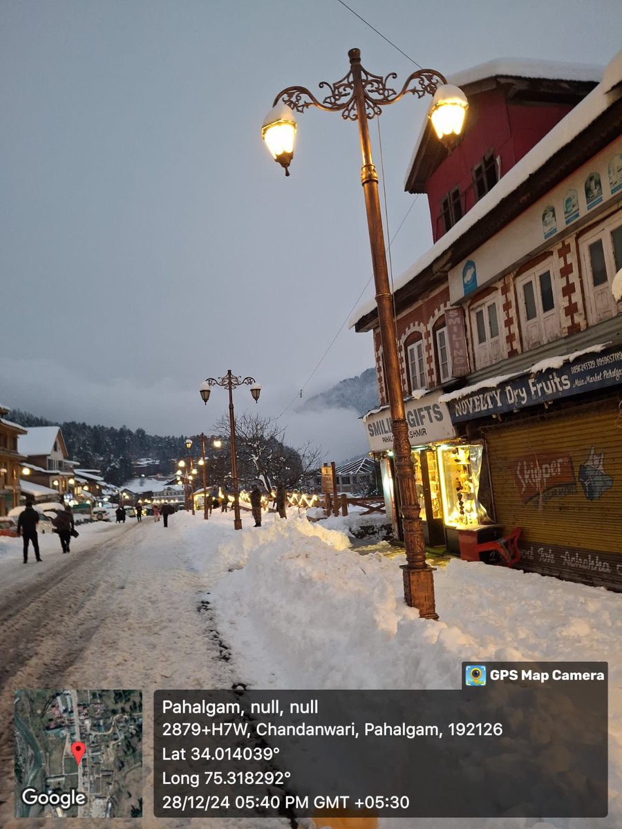 cekpdcl's tweet photo. After hectic efforts by the dedicated staff of *#KPDCL , the power supply fully restored in #Snowclad* tourist destination # *Pahalgam* . *..Hats off to #STD BIjbehara / #ESD Ashmuqam*
@OfficeOfLGJandK @OmarAbdullah @nasirsogami @kpdclofficial @diprjk @ErAaquibSWDeva @sekpdclbij @SKpdcl @ed_xen @GreaterKashmir @RisingKashmir