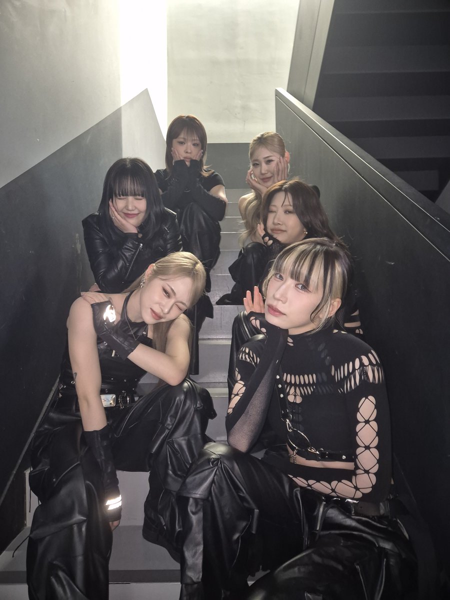 THEL1VE_LABEL's tweet photo. [#BEBE]
#241228
2024 CHOREO AWARDS 완료🖤

#베베 #2024코레오어워드 https://t.co/hxPsL5nEKU