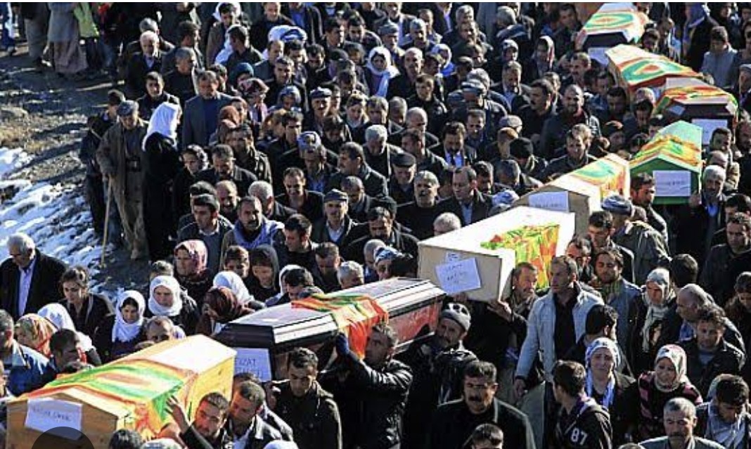 OnerenTorun's tweet image. 28.12.2011...
İnsanlık katledildi,utanma
dılar.
#RoboskiyiUnutmaUnutturma