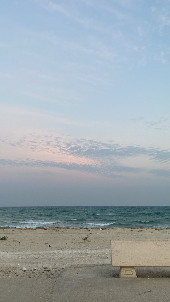 Kasj_0's tweet photo. 🌊🤍 https://t.co/uosTkyfG6i