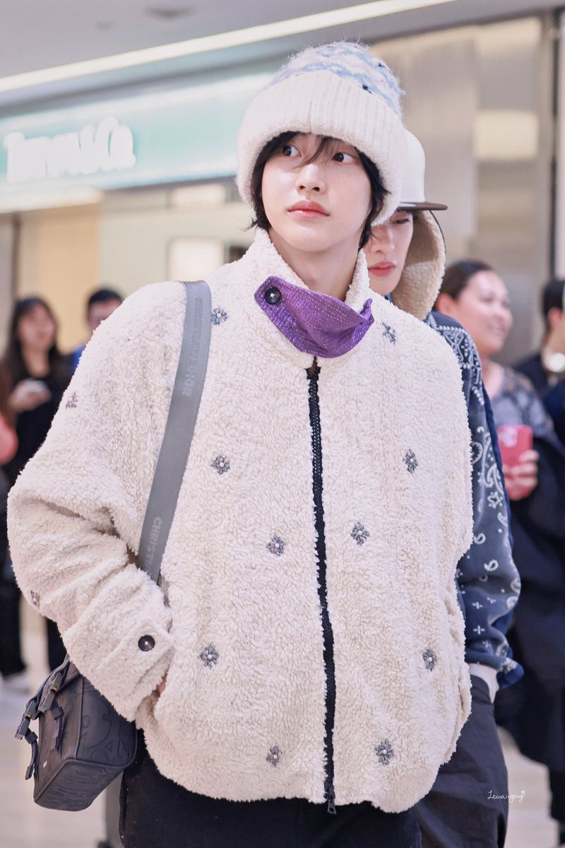 riizedressroom's tweet photo. 241228 원빈 아우터
멤버:원빈
브랜드:카틱 리서치
제품명: SHERPA JACKET (ECRU)
가격:442,000원
판매처: https://t.co/jzOqNMjp0n
#라이즈옷장 #원빈옷장 #riize #riize_dressroom #원빈#라이즈 #라이즈드레스룸 #winbin https://t.co/xzSnGMrcmM