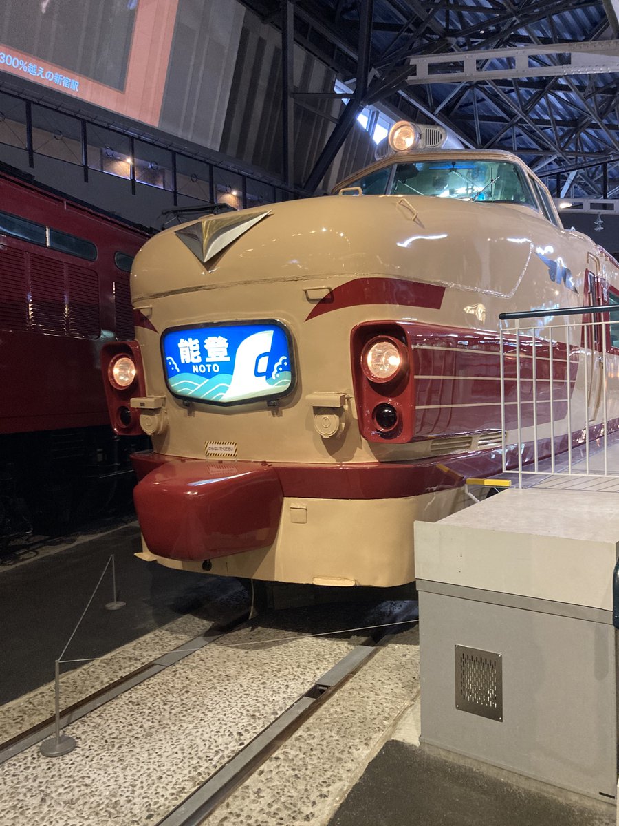 大宮の鉄道博物館へ。旧北陸本線沿線民で育ったのでどうしても行き