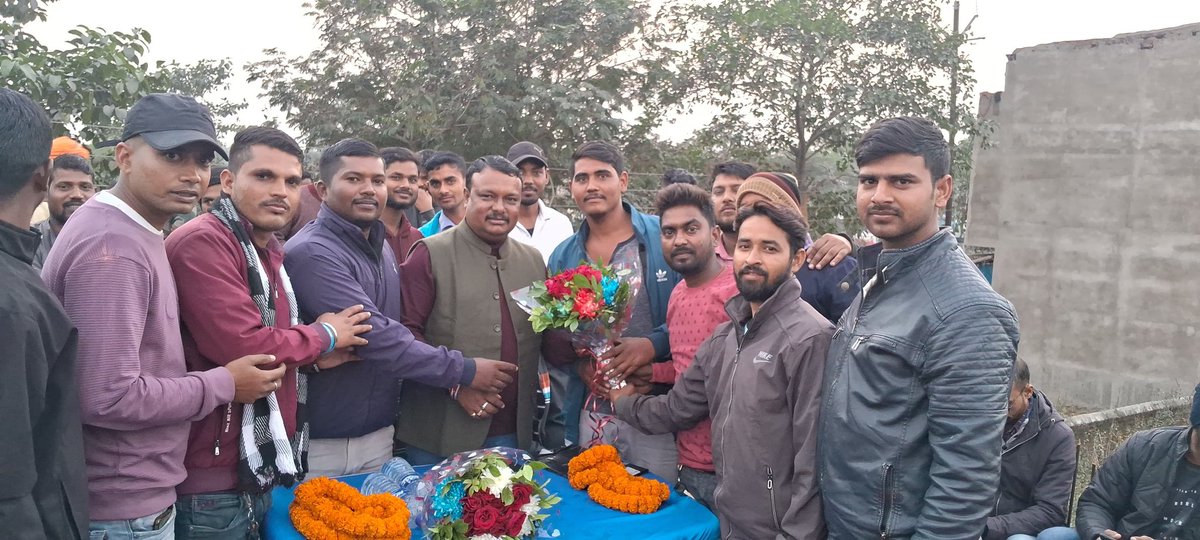 amityadavmla's tweet photo. बरकट्ठा विधानसभा से तीसरी बार शानदार जीत हासिल करने के पश्चात पहली बार जयनगर प्रखंड के केटीपीएस फोरलेन चौक पर जाना हुआ। जहां कार्यकर्ताओं ने माल्यार्पण कर तथा बुके भेंटकर स्वागत किया। 
  इसके लिए आप सबों का आभार.. ये जीत बरकट्ठा विधानसभा क्षेत्र की जनता को समर्पित है, 1/4 https://t.co/tP66xLqWmg