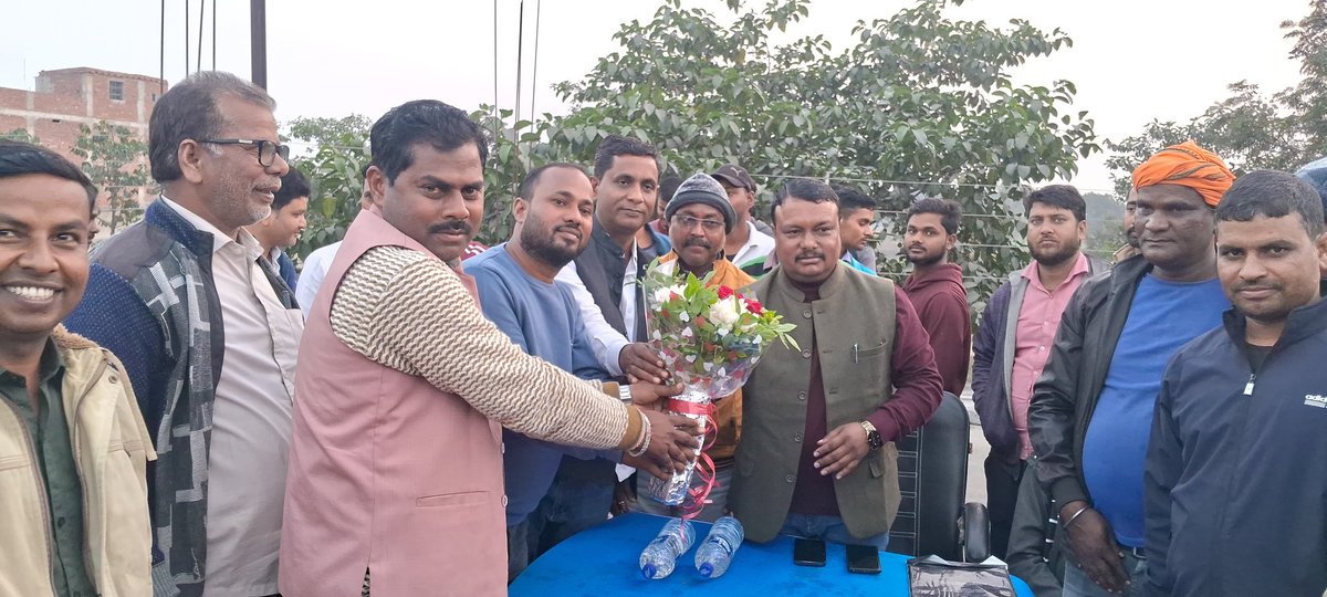 amityadavmla's tweet photo. बरकट्ठा विधानसभा से तीसरी बार शानदार जीत हासिल करने के पश्चात पहली बार जयनगर प्रखंड के केटीपीएस फोरलेन चौक पर जाना हुआ। जहां कार्यकर्ताओं ने माल्यार्पण कर तथा बुके भेंटकर स्वागत किया। 
  इसके लिए आप सबों का आभार.. ये जीत बरकट्ठा विधानसभा क्षेत्र की जनता को समर्पित है, 1/4 https://t.co/tP66xLqWmg