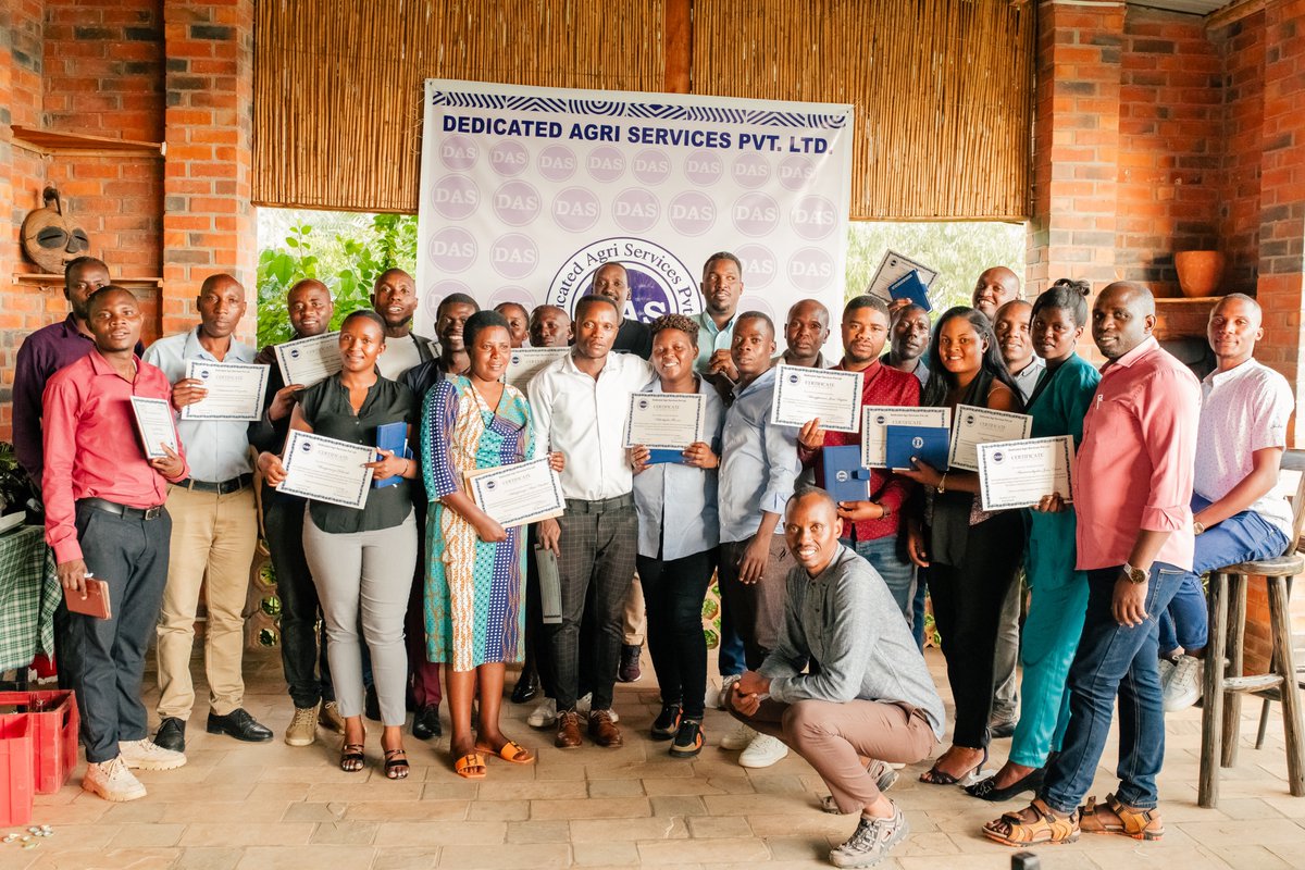 DedicatedAgri's tweet photo. Heartfelt thanks to our field staff for their dedication to empowering farmers and driving innovation. Your efforts have uplifted the farming community and helped us achieve great things.

Grateful to celebrate you at our Year-End Party! 🌾 
#HappyNewYear2025 https://t.co/h9l7tB8tm2