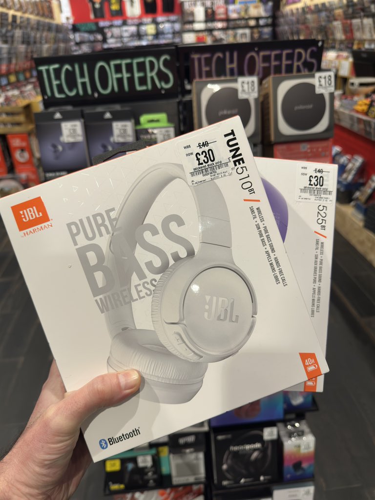 foppnotts's tweet image. We have some great savings on Headphones and Technology accessories in-store

Pop in to check out our full range of offers

#foppclearout #fopp #foppnotts #nottingham #technology #headphones #sale @FOPPofficial