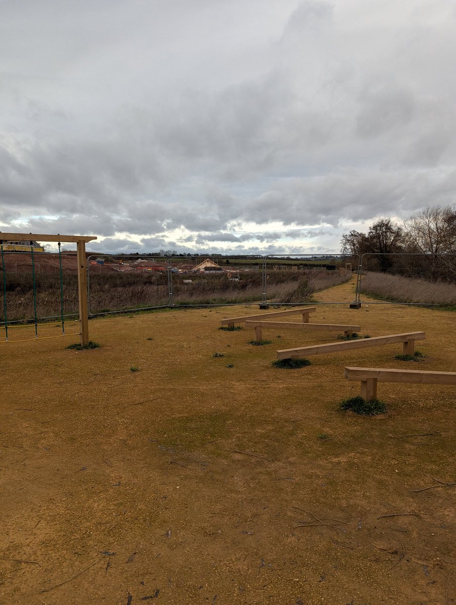 oyeswill's tweet photo. @wynlap @RossGazette @EdenstoneGroup The "fitness trail" with a couple of items, the rest all fenced off. https://t.co/Ttz9FnFbH3