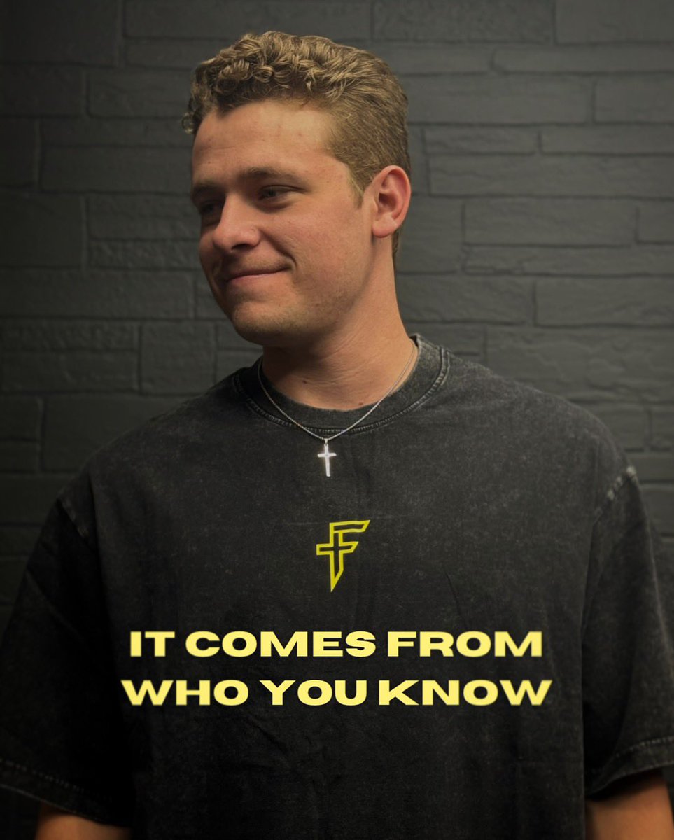 FaithleticsCo's tweet photo. True happiness isn’t found in material things, but in knowing the One who brings lasting joy. 💛✨

When you know God, joy becomes constant. 🙏

Shop our latest Faithletics drop to wear your faith with confidence. Being joy to all those around you with the Happy Tee 😃✝️ https://t.co/EWZ8WWm0nD