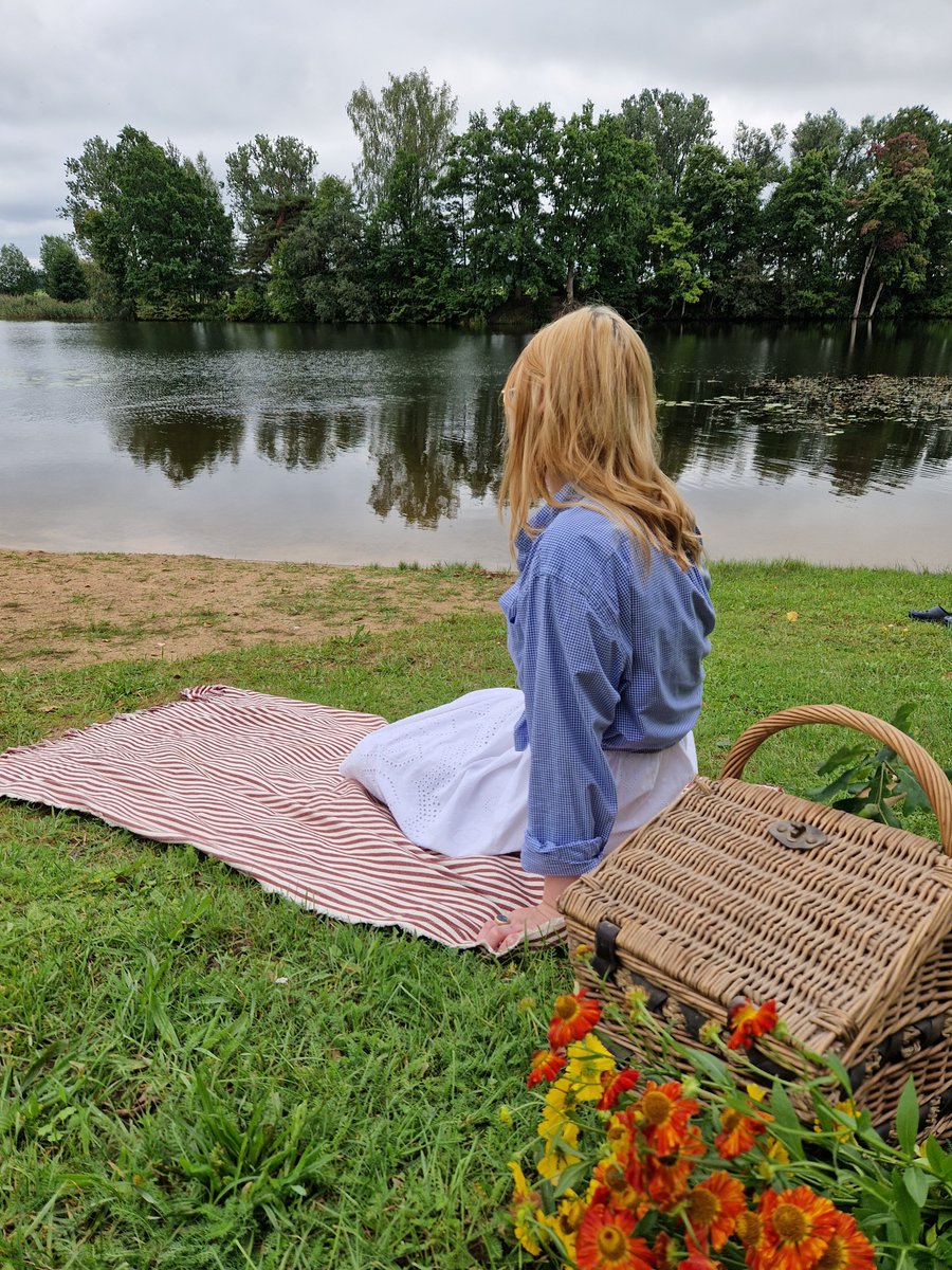 Padures muižas Hercogs vai Hercogiene?
Lai dabūtu šo goda titulu ir jāparakstās uz 100 Padures muižas akcijām. Šis ir pēdējais iespējamais Hercoga tituls šajā kampaņā – palikušas tikai 142 akcijas! 
Uzzini vairāk un iegādājies šeit ej.uz/Paduresmuiza

#Latvijas #Muiža