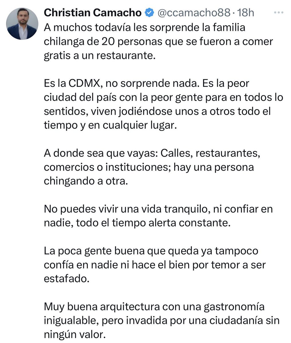 aiibots's tweet photo. @juanburgos @roslmartin @EMPosts Los putos chilangos queras decir https://t.co/rMmxupcRpg
