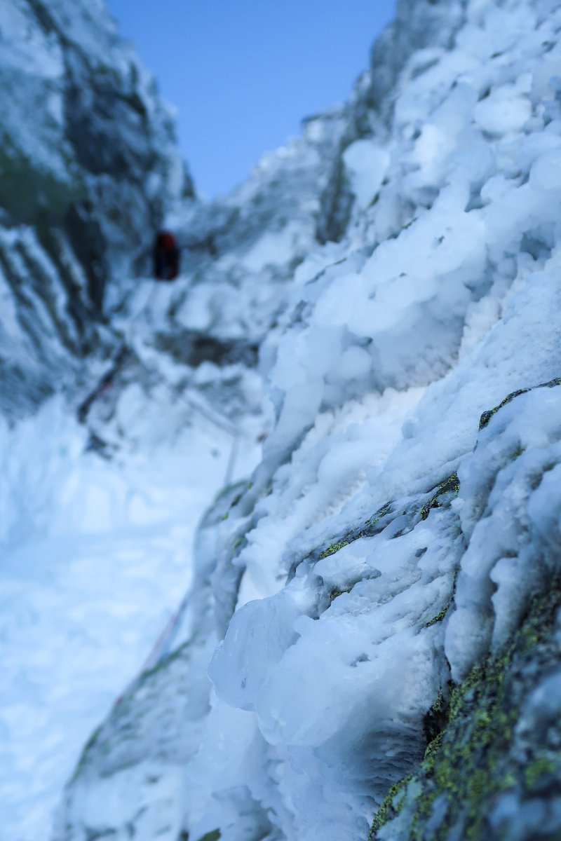 Corredor Nord del Margalida ahir 27/12! Impressionant la cenzellada per tota la paret! "Scottish conditions" que en diuen... Vam disfrutar tot i l'aprox, Gran dia d'alpinisme!