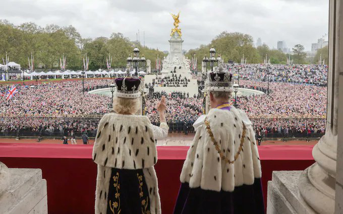 SuzieWo20886208's tweet image. You don&apos;t get to stay in power for 1000 years by being stupid.
You get to stay in power for 1000 years by keeping most of your subjects stupid.