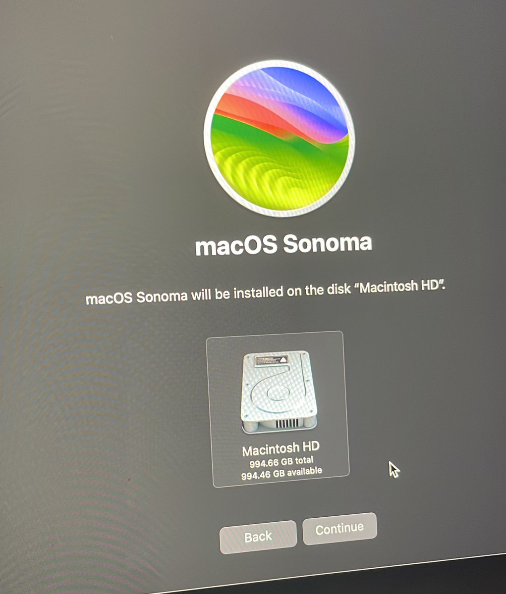 Bukannya liburan, saya apdet OS. Untung tidak ada projek penting minggu ini. Semoga 2025 terjauhkan dari segala bala masalah dan bencana 🙏 

Bapak berencana buka request untuk mixing. Silakan ketuk kotak DM saya 👍 ✉️