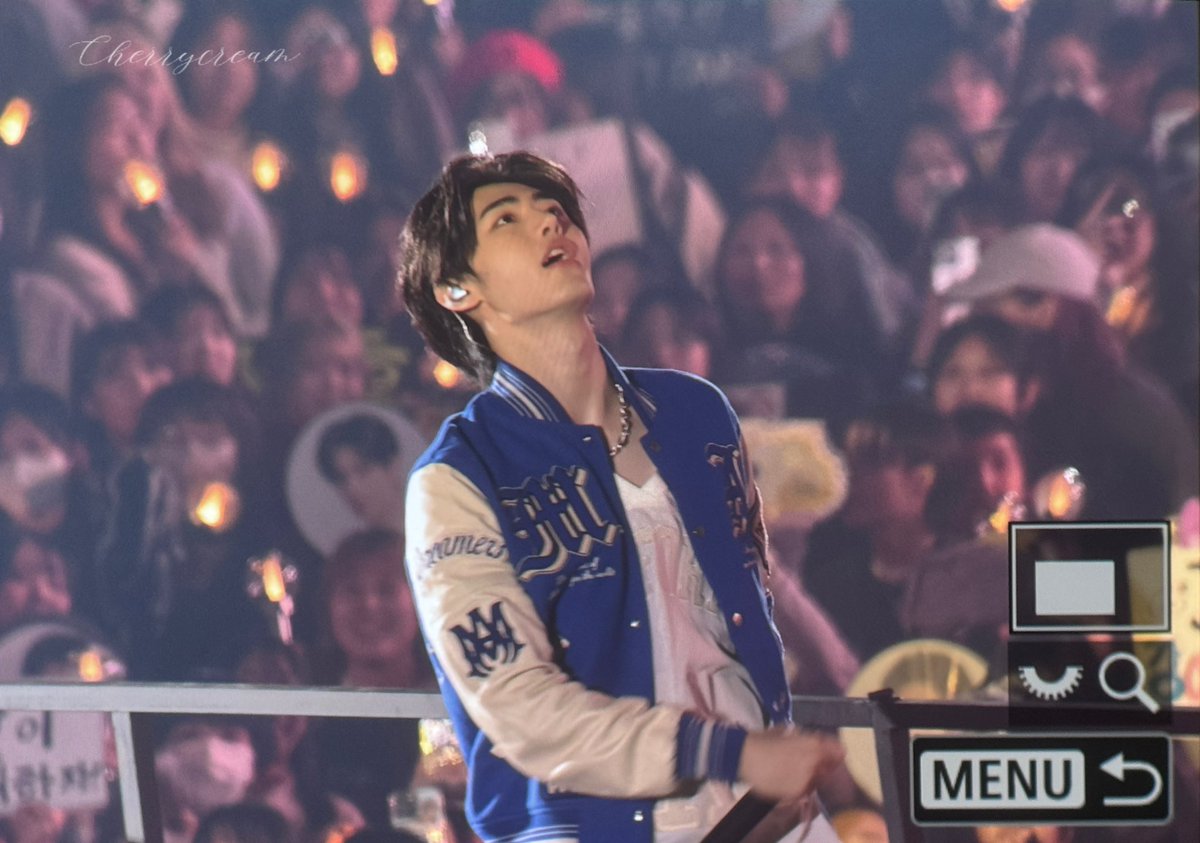 241228 WALK THE LINE IN FUKUOKA

#성훈
#SUNGHOON 
#ソンフン 
#엔하이픈 
#ENHYPEN