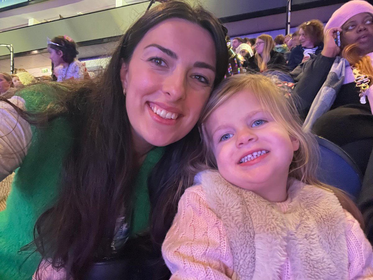 #DisneyOnIce