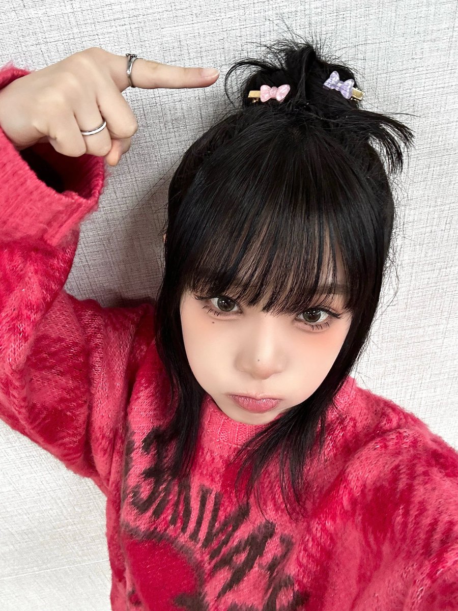 YenaFrance's tweet photo. [TWITTER - 241228]

24.12.28 #Release_event

Je n'arrive pas à croire que ce soit l'apparition de Strawberry Princess Yena〰️🍓
Je suis tellement heureuse de pouvoir passer chaque journée avec Jigumi 😆🔥

#YENA #イェナ 
#NEMONEMO #ネモネモ
https://t.co/mPsjE4Tr7V