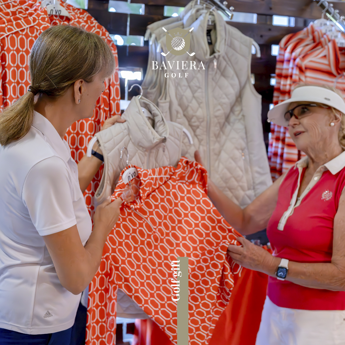 Our team at <a href="/lacasadelgolf/">La Casa Del Golf</a> is dedicated to helping you choose the perfect gift this Christmas! 🎁🎄 Find everything you need to surprise the golf lover in your life this festive season ⛳✨

🔗 Booking online: bit.ly/3xkoGfZ
#BavieraGolf #MálagaGolf #GolfParadise