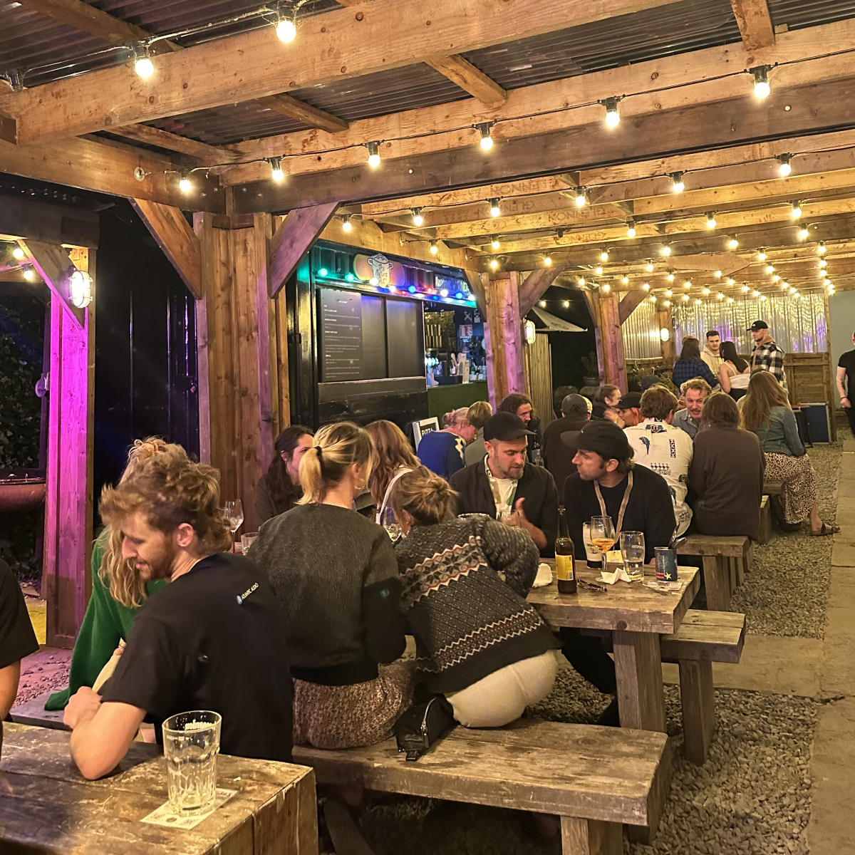 potduggans's tweet photo. Pots NYE Hootenanny is right 'round the corner 🥂🎉

Live Music from 5pm with Trish &amp; Bart in the Barns 

LIMITED TICKETS available for our Countdown show ⏰
- Visit https://t.co/uvXyqeNtpF to grab your tickets 🎟️

Cheers to the New Years x https://t.co/YaGhj7dvG2