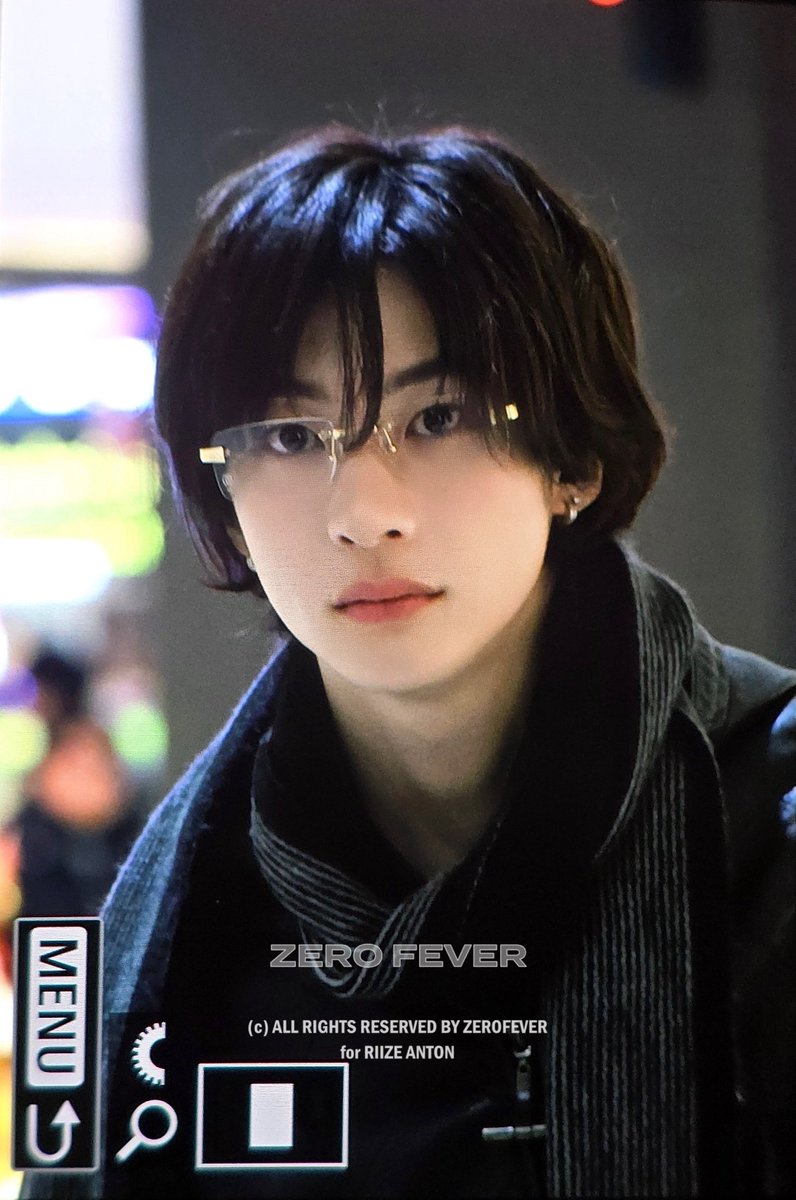 zerofever0321's tweet photo. 241228 NRT 앤톤 안경 너무 좋다 …..
#RIIZE #라이즈 #ANTON #앤톤 #アントン https://t.co/U1cHVOL4iW