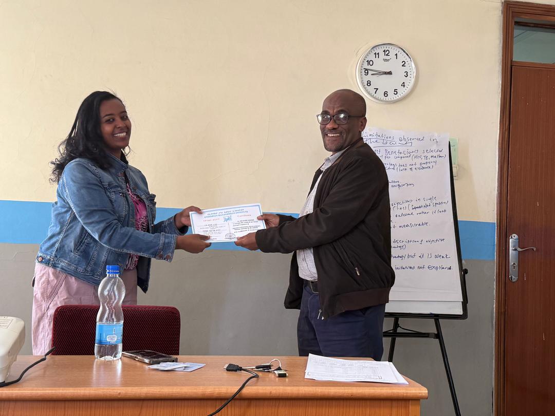 bezapposterity1's tweet photo. BPDO successfully completed a Project Proposal Writing Training with @EthiopianMgmt from Dec 24–27, 2024, supported by GOAL's ODF. Participants gained vital skills & received certificates for their dedication.
Thank you, GOAL & EMI, for your support!
#BPDO #ODFSupport https://t.co/01WfrOcZtq