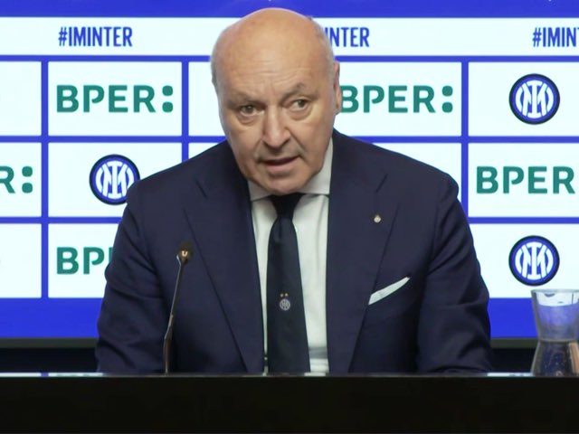 nicolanegro's tweet photo. ☑️Provini a figlio di capo clan 
☑️Biglietti a figlio di boss
☑️300 biglietti in più per traffici illeciti
☑️Spiata di trovarsi altrove…
☑️Salva dalla denuncia Beretta
☑️160 abbonamenti con prestanome…

É sempre più lunga la lista delle casualità che tirano in ballo #Marotta. https://t.co/4HCEFyK0W4