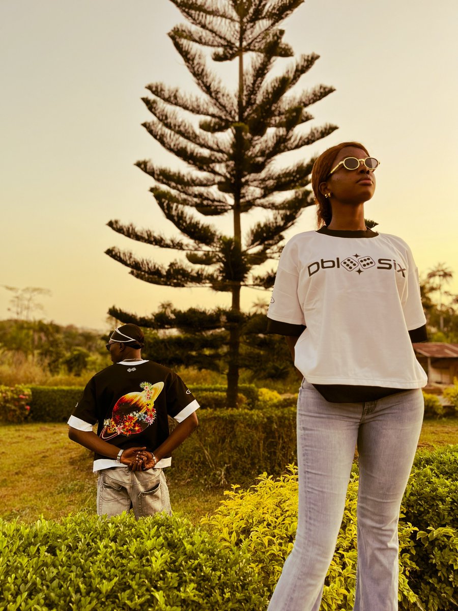 dblsix_'s tweet photo. Royalty,Royal Tee. https://t.co/K6q8ieSVns