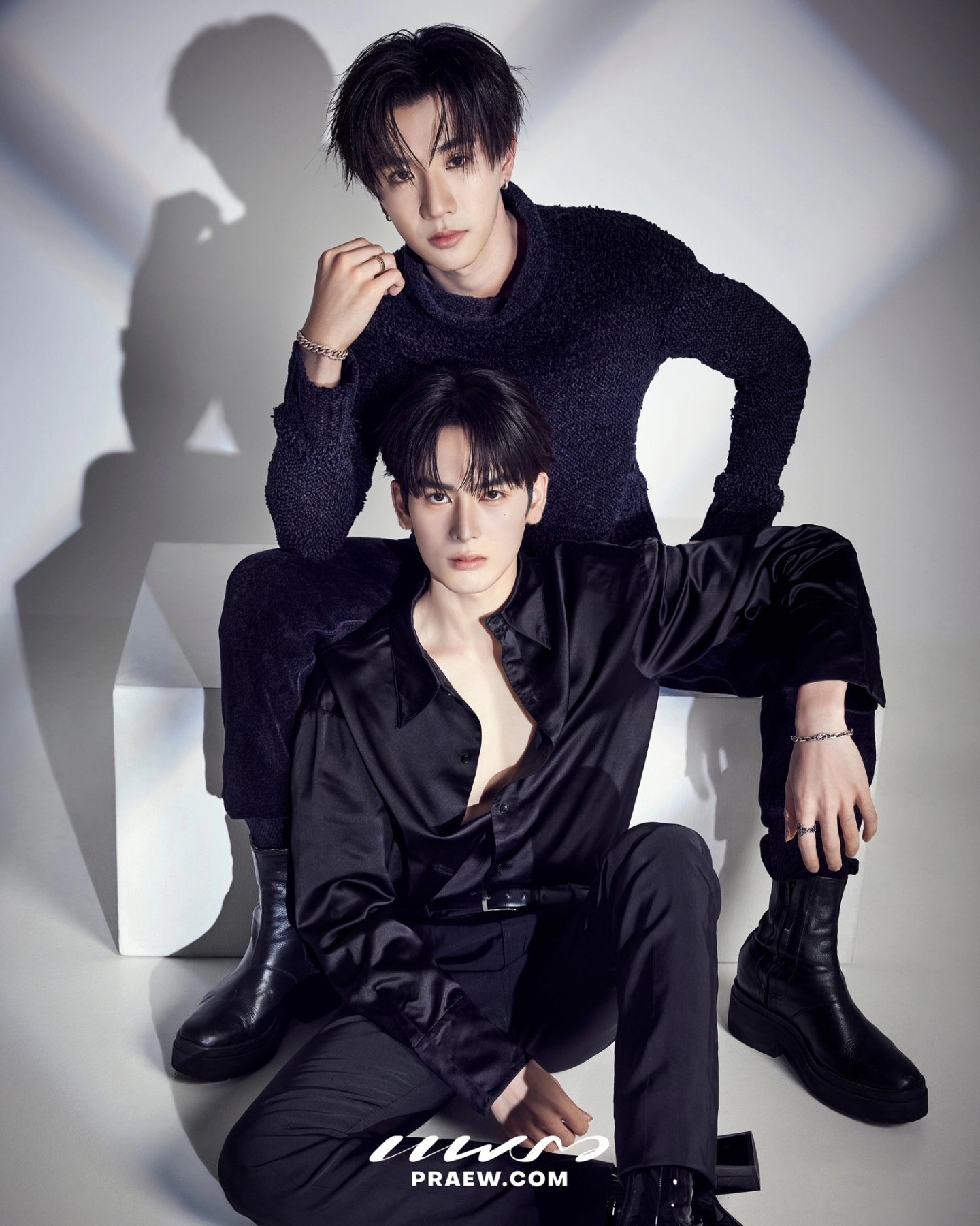 【PerthSanta写真集・雑誌Praewセット】パースサンタ / P10L YESASIA: Thai Magazine: Praew July 2025 (Cover: Perth