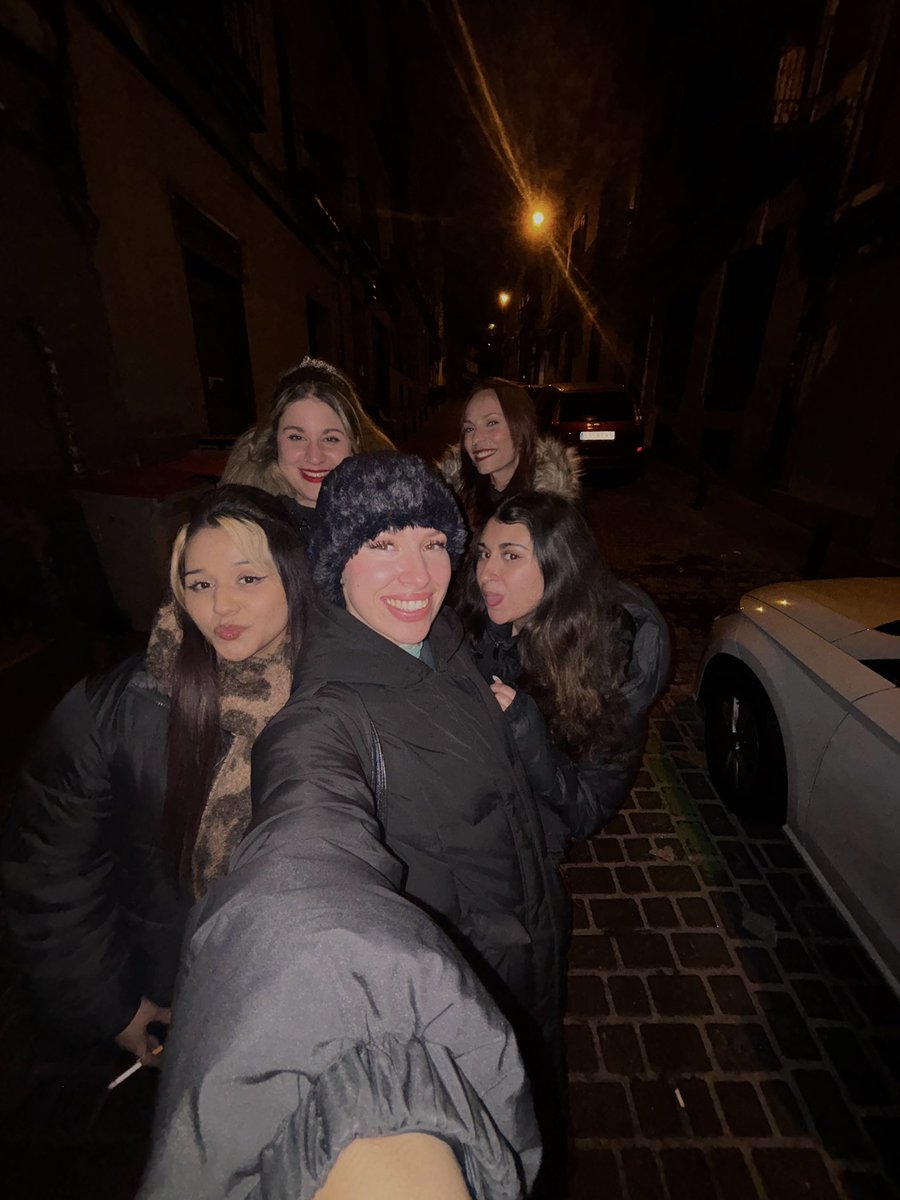 _yaassml's tweet image. En mi equipo siempre 🫶🏼 WAW ❤️‍🩹✨🤘🏼💖😇✈️🥂