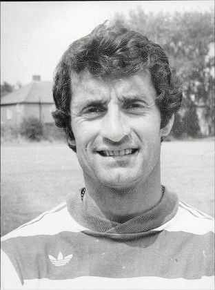 retroQPR tweet media