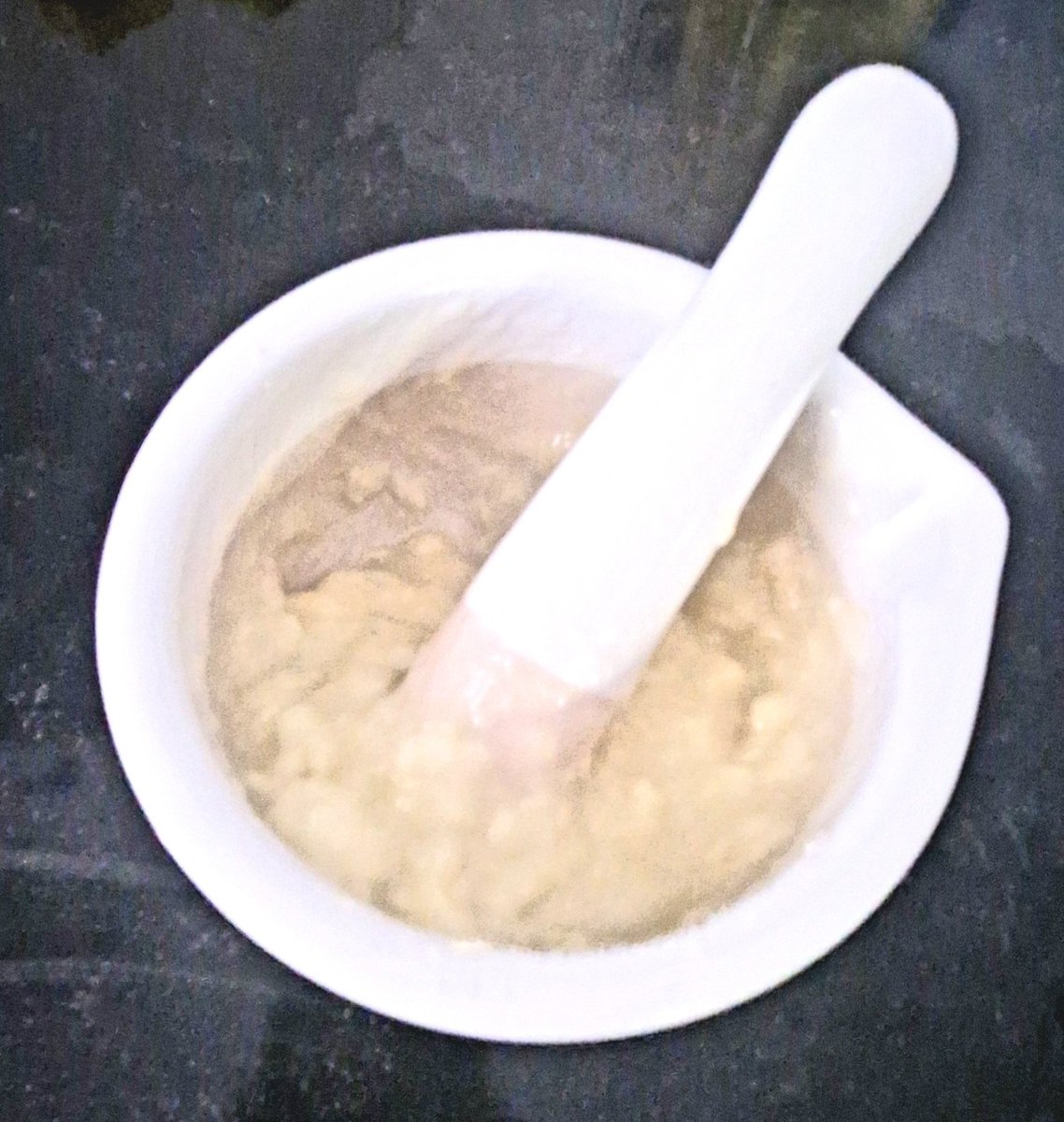 srdeserrano's tweet photo. Si el ajo es salud...hoy le damos al alioli a tope 🧄🧄🧄. #alioli #vivaelajo #ajo https://t.co/PO4JQGmXbS
