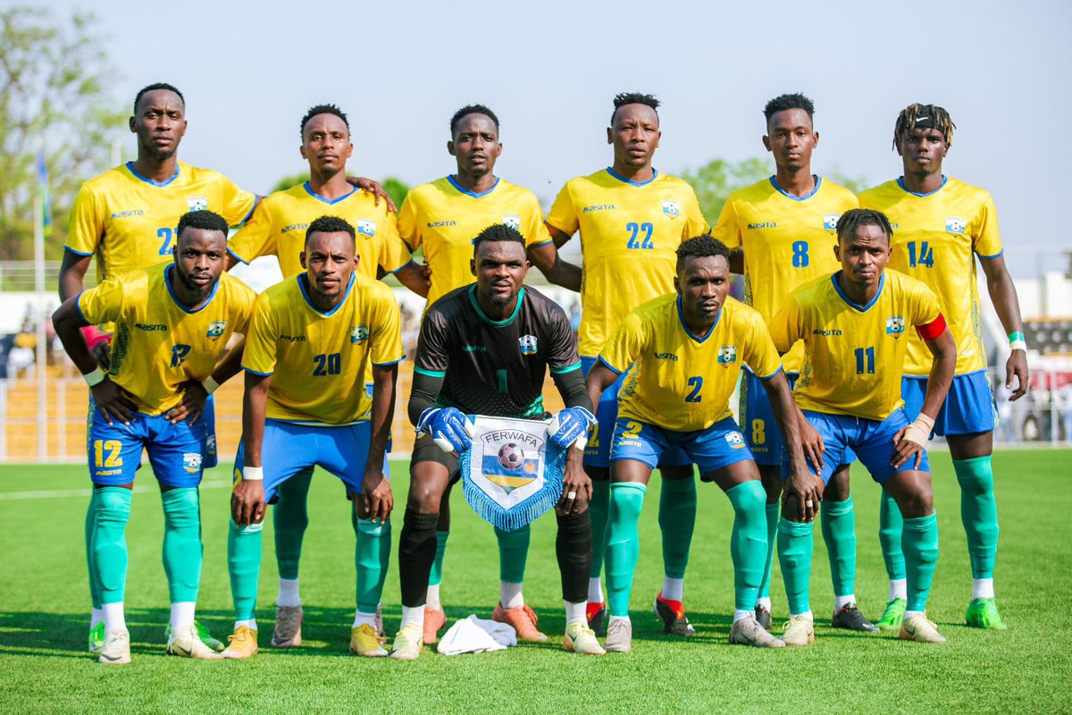 imfuraluc01's tweet photo. #CHANQ2025 | #RWASSD 

18H00 

RWANDA 🇷🇼 vs 🇸🇸 South Sudan 

#TweeInyumaYAmavubi 

Abana bari mu biruhuko, muze Dushyigikire @RwandaAmavubi kwinjira kuri mwe ni ubuntu! 

Abandi ni 1000 ahasigaye hose, Twuzure #AmahoroStadium Dusezerere South Sudan! 

Karibu… TWAGIYE! 

@betPawaRW @Exibine_ 

@bbkigalifm 89.7 FM