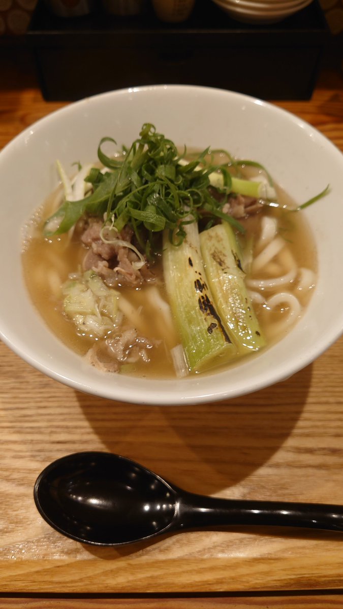 sanpoxhand's tweet photo. 炙り肉と炙りネギ、美味しい〜😀 https://t.co/cK8FSQqhTM