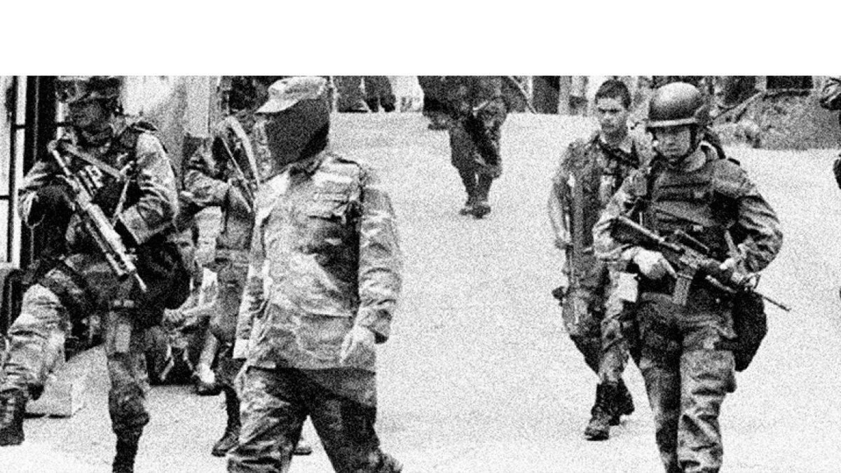 JAantifascista's tweet photo. Dice el presidente eterno que por favor no publiquen estas fotos… que si las publican están haciendo campaña para el 2026. Así que ya saben, no las publiquen, por favor no las publiquen. https://t.co/oS8hxpdnhn