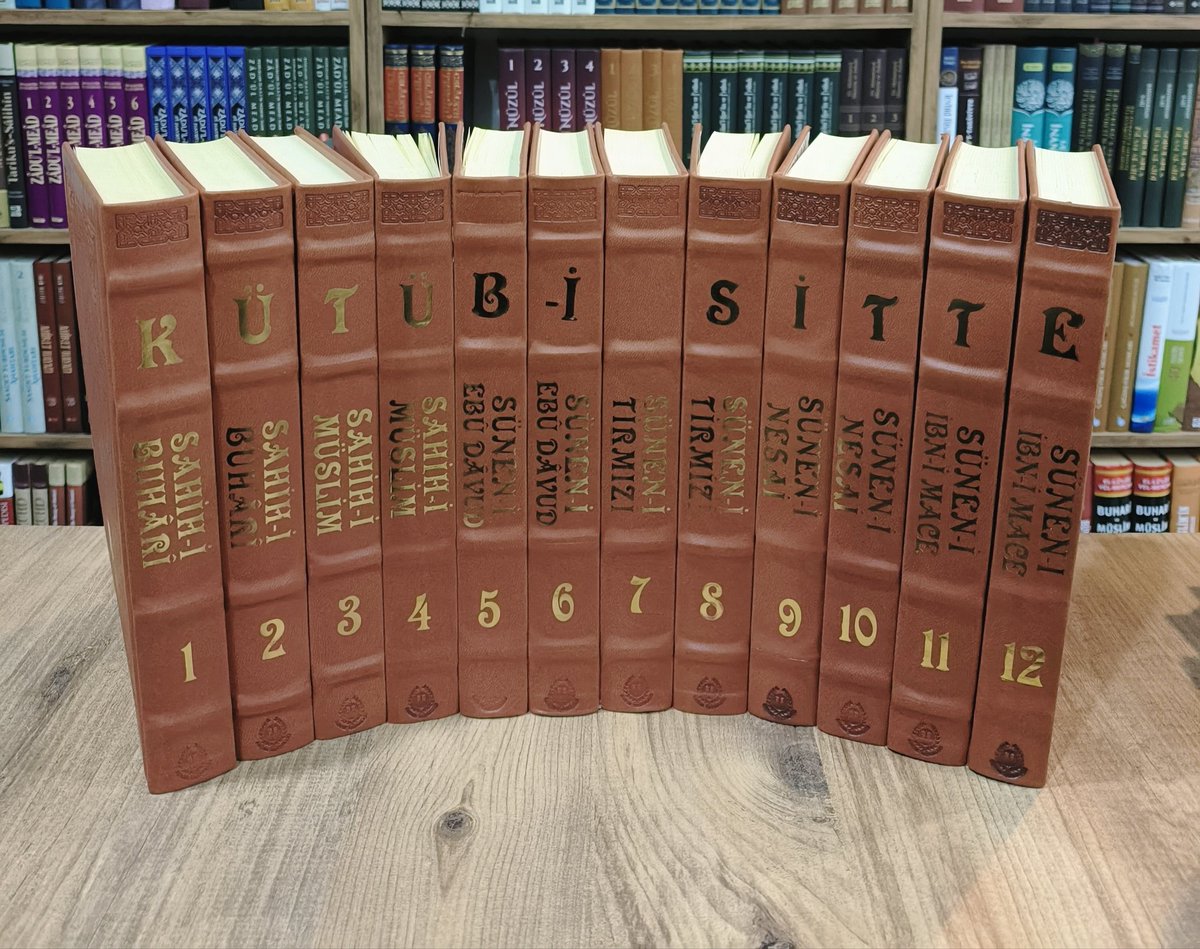 📚 Kitap Çekilişi!

🎁 1 Kişiye Kütüb-i Sitte 12 Cilt (Termo Deri Lüks Baskı) Hediye Ediyoruz. 

📌 Çekiliş Şartları
✅ Bizi Takip Edin
✅ Gönderiyi RT Yapın

📢 Sonuçlar 2 Ocak'da Açıklanacaktır.