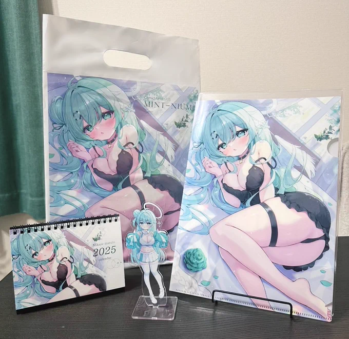 #C105会場限定セットのグッズ3点とアクスタ無事に届きました 