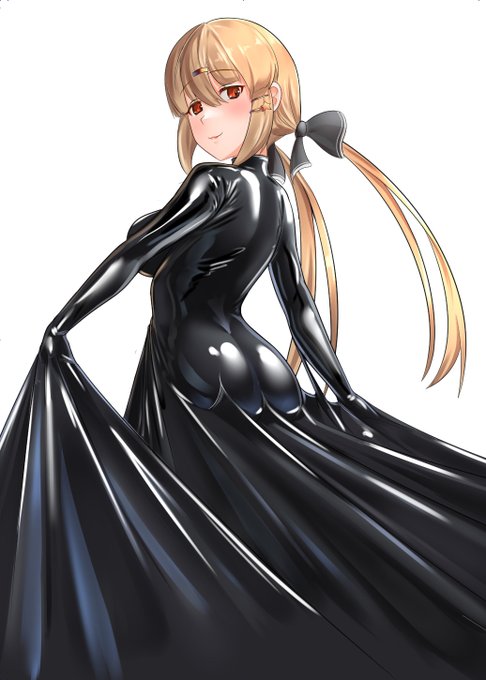 #タシュケント進水日 他のインナー勢に比べて気持ち生地が厚そうなヤツ着てそう。 